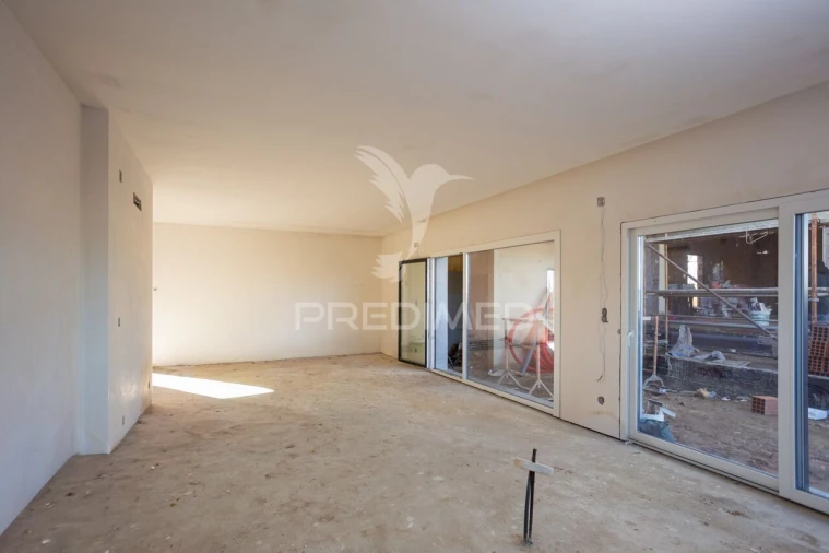 Moradia T4 para Venda em Quinta do Anjo Foto 1