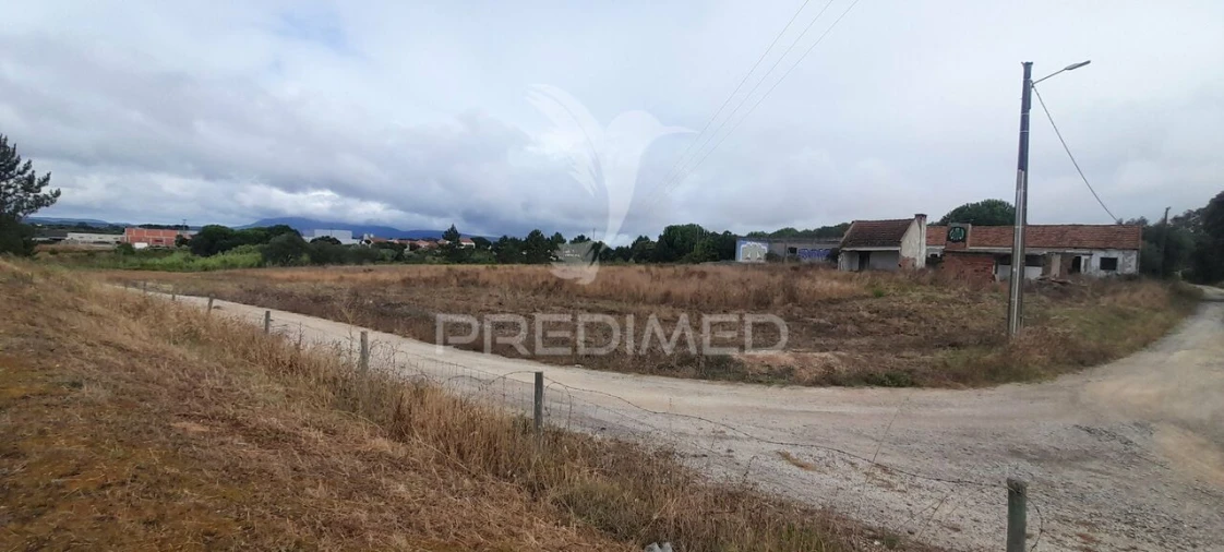 Terreno para Venda em Aveiras de Cima Foto 23