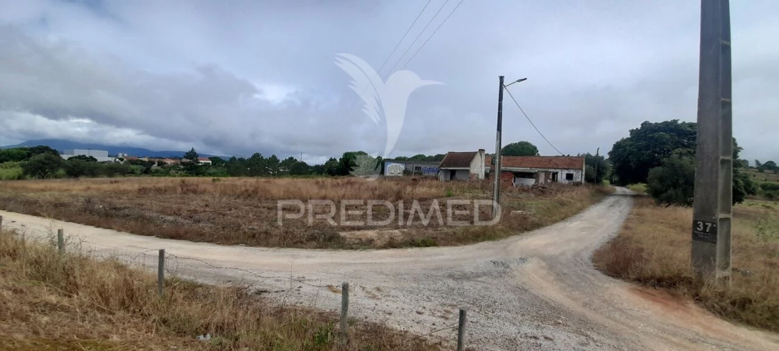 Terreno para Venda em Aveiras de Cima Foto 8