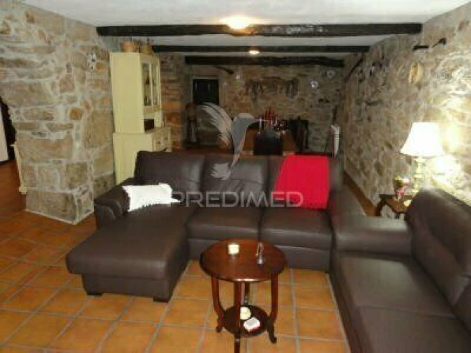 Moradia T3 para Venda em Couto de Esteves Foto 5