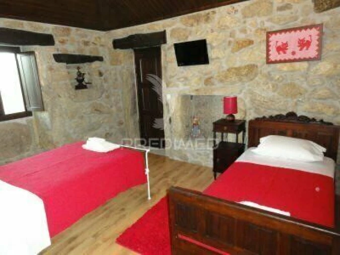 Moradia T3 para Venda em Couto de Esteves Foto 17