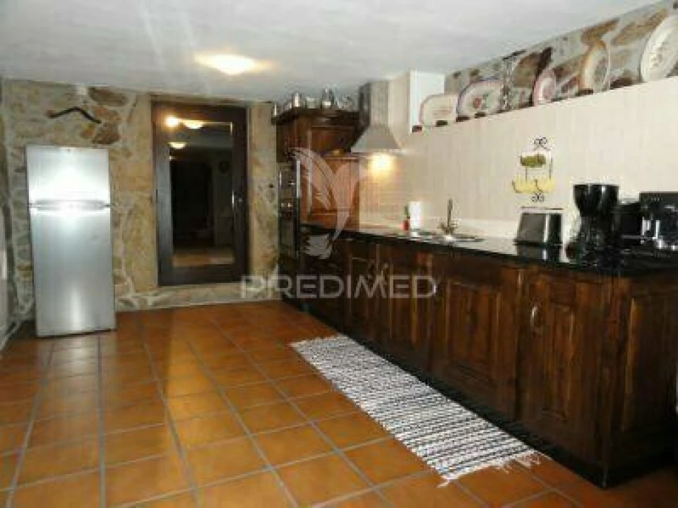 Moradia T3 para Venda em Couto de Esteves Foto 37