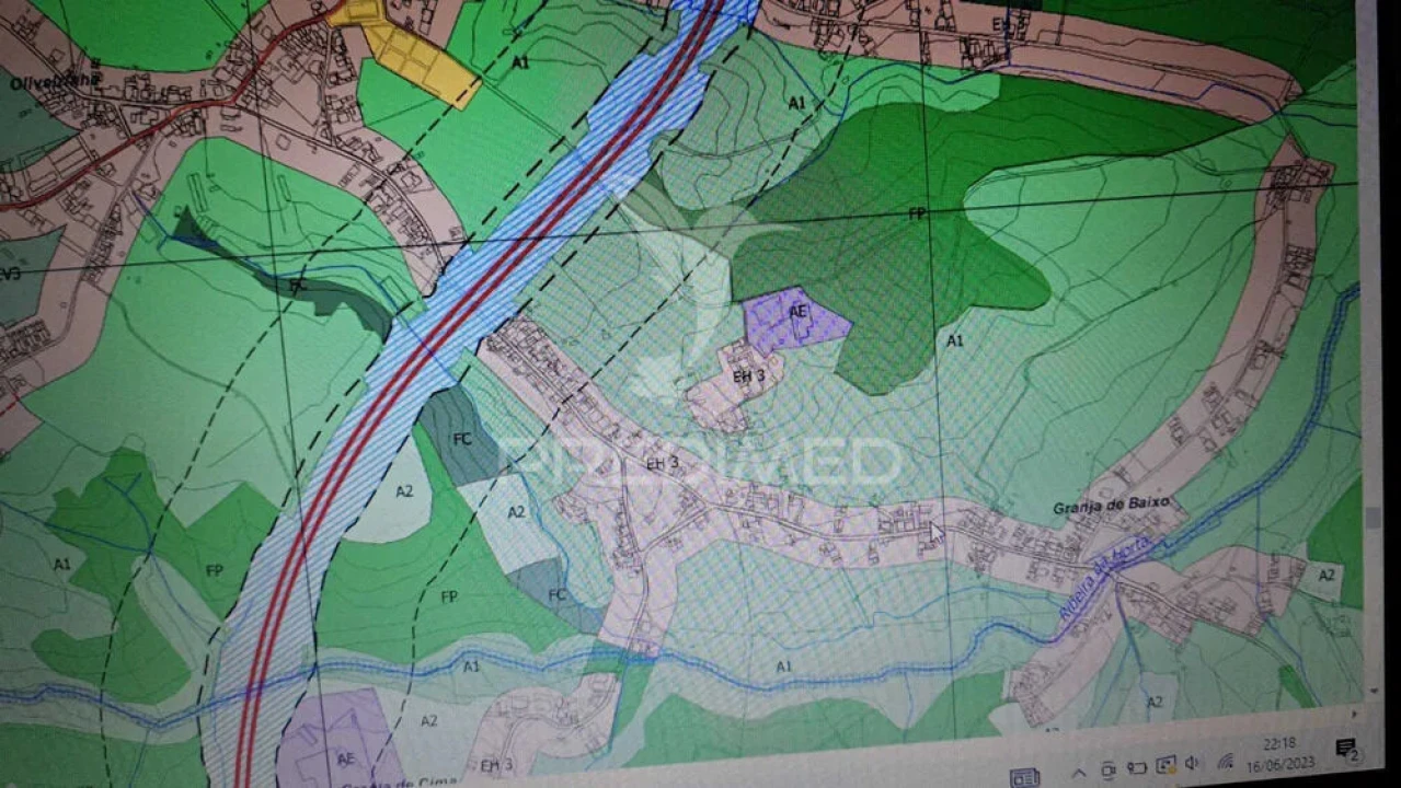 Terreno para Venda em Oliveirinha Foto 5