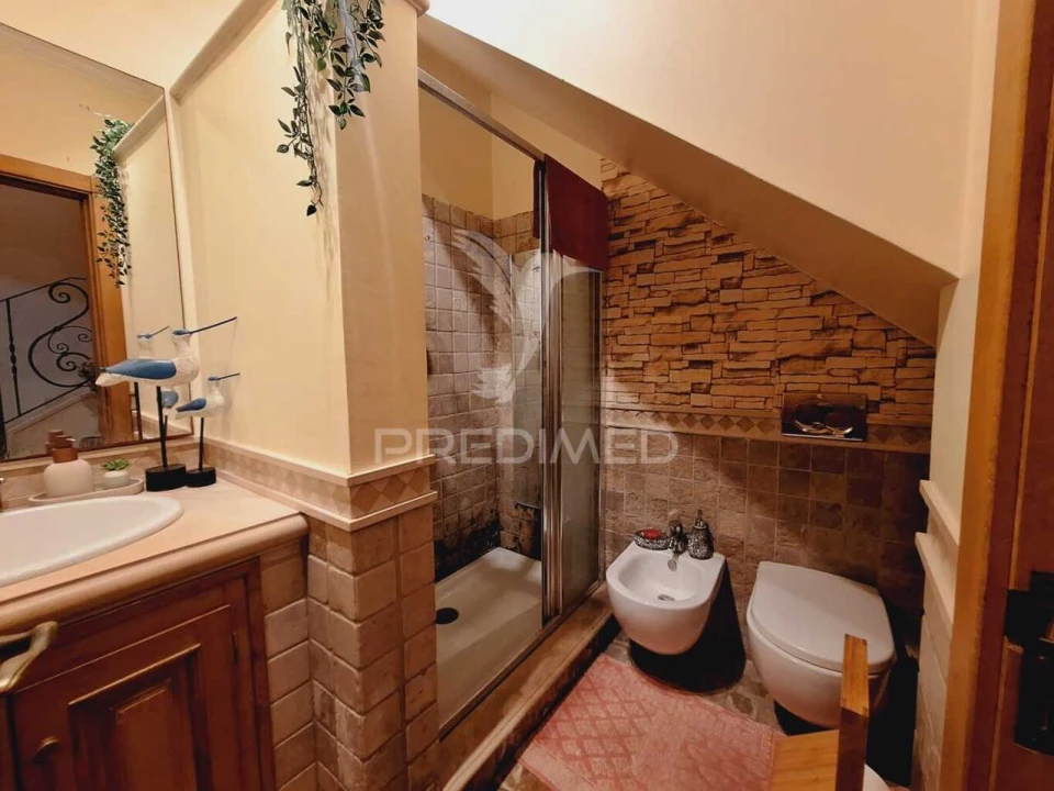 Moradia T3 para Venda em Loule (São Sebastião) Foto 38