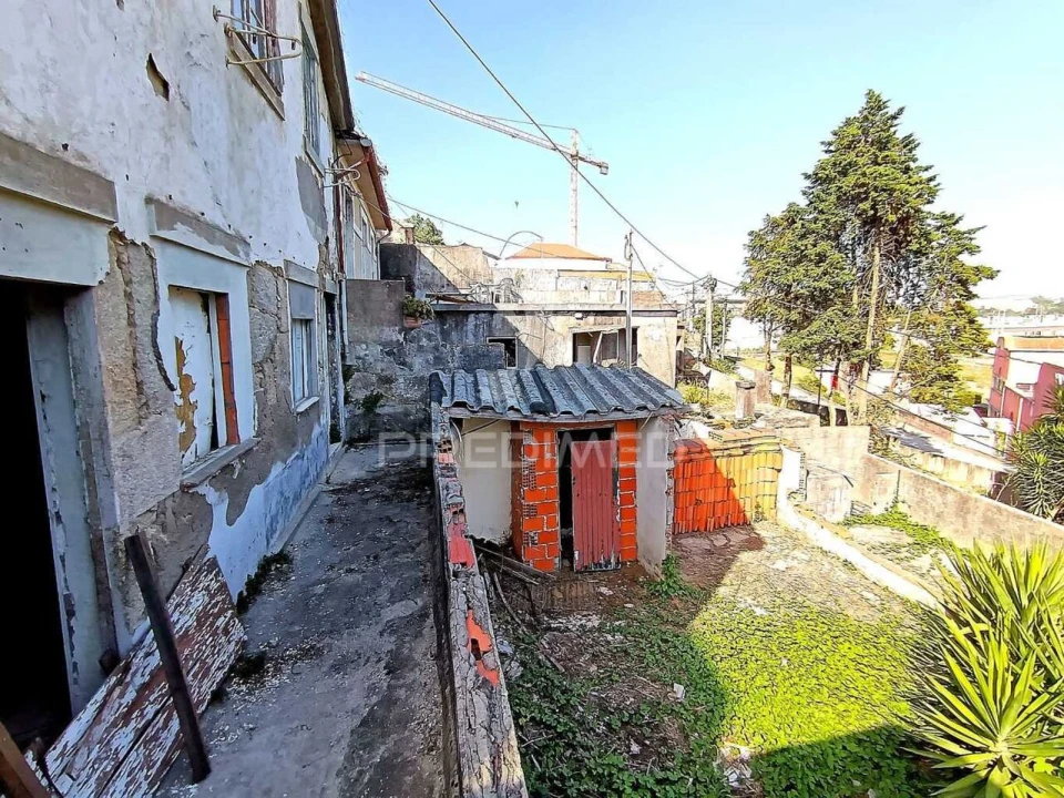 Moradia T5 para Venda em Campanhã Foto 11