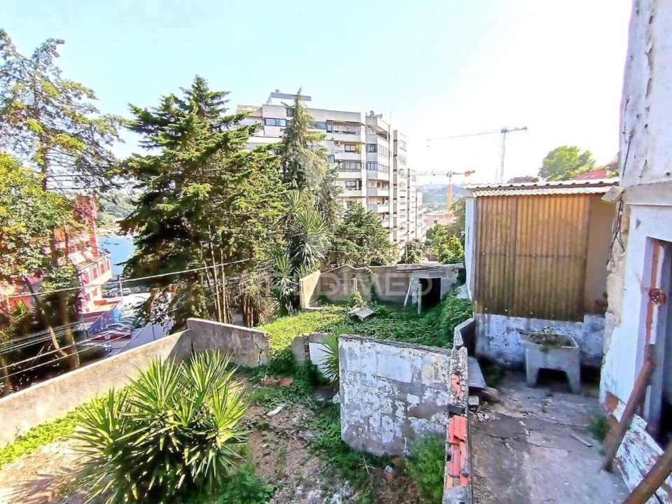 Moradia T5 para Venda em Campanhã Foto 6