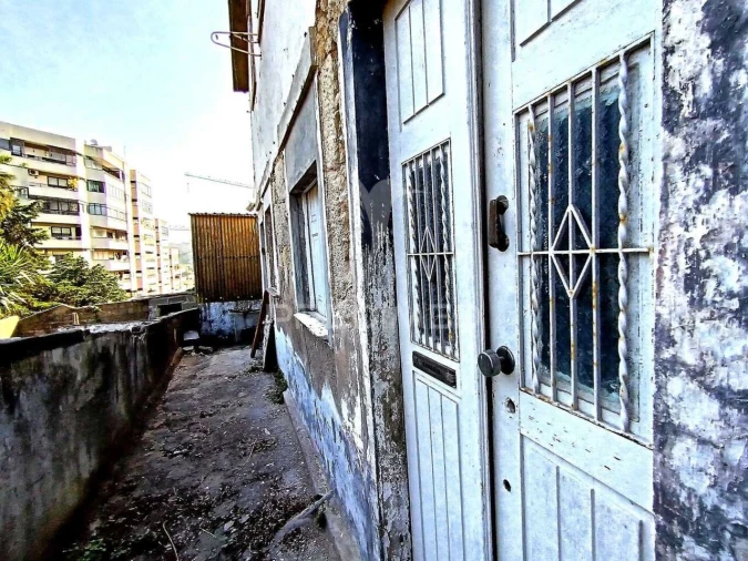 Moradia T5 para Venda em Campanhã