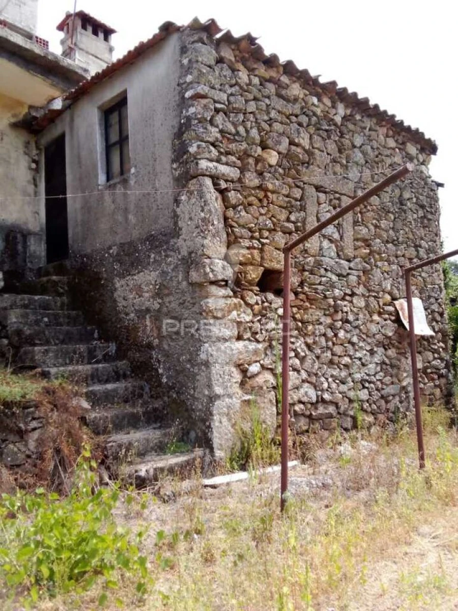 Moradia T3 para Venda em Castelo de Penalva Foto 10