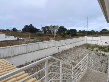 Moradia T3 para Venda em Sesimbra (Castelo)
