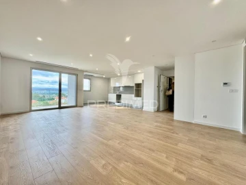 Apartamento T2 para Venda em São Vicente (Braga)