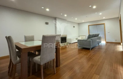 Moradia T4 para Venda em Espinho