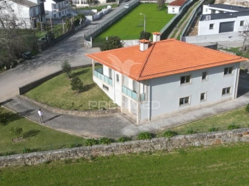 Moradia T4 para Venda em Espinho