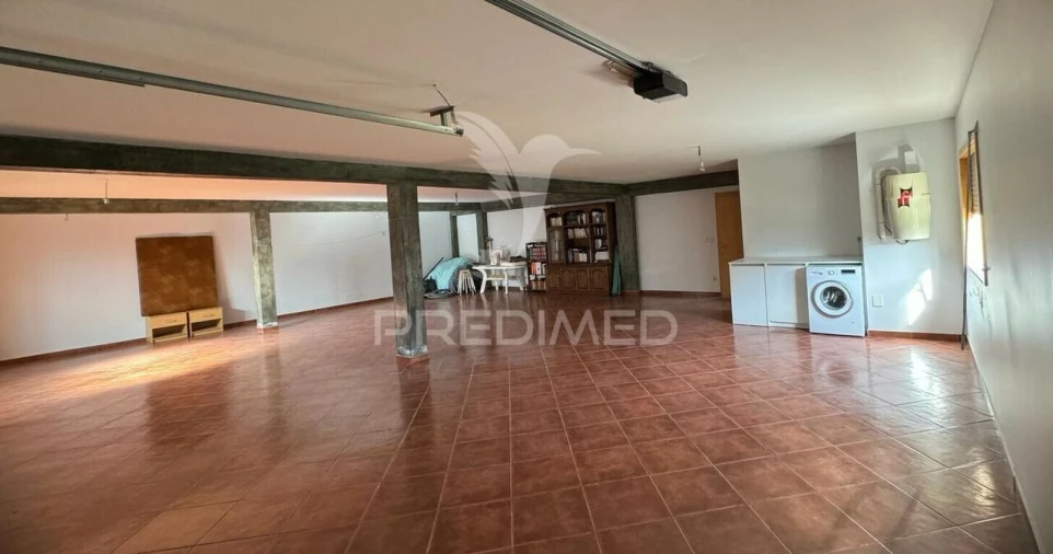 Moradia T4 para Venda em Espinho Foto 26