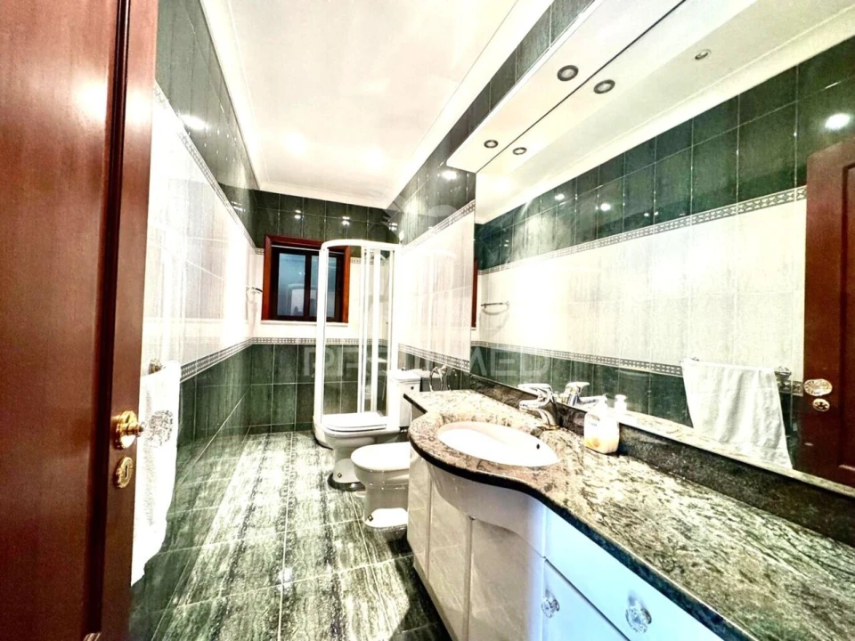 Moradia T3 para Venda em Creixomil Foto 17