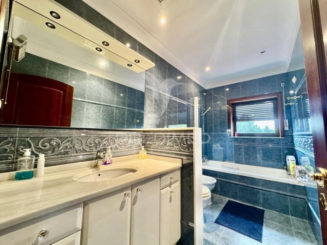 Moradia T3 para Venda em Creixomil Foto 25