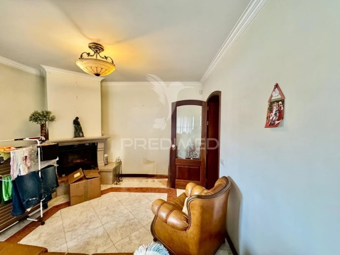 Moradia T3 para Venda em Creixomil Foto 11