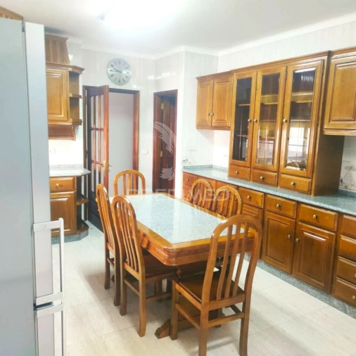 Moradia T4 para Venda em Fafe Foto 10