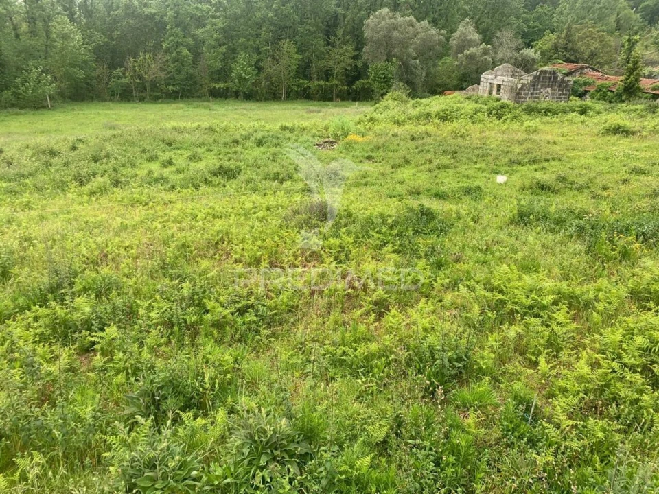 Terreno para Venda em Vinhos Foto 7