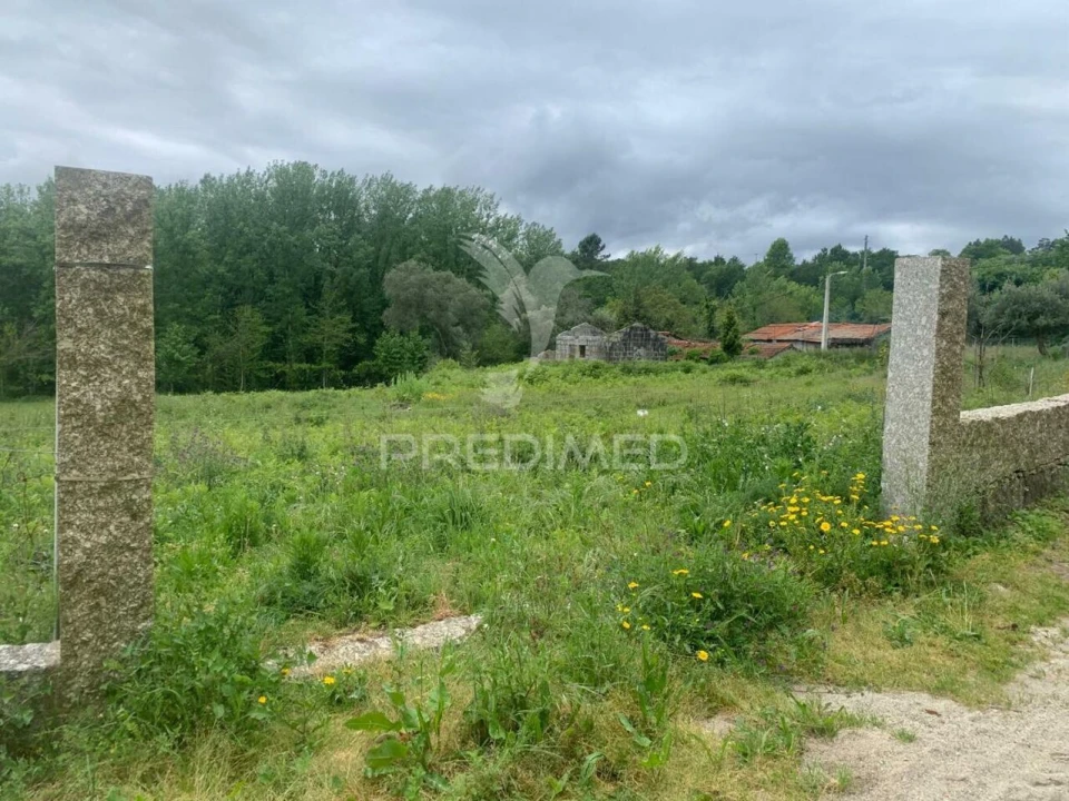 Terreno para Venda em Vinhos Foto 5
