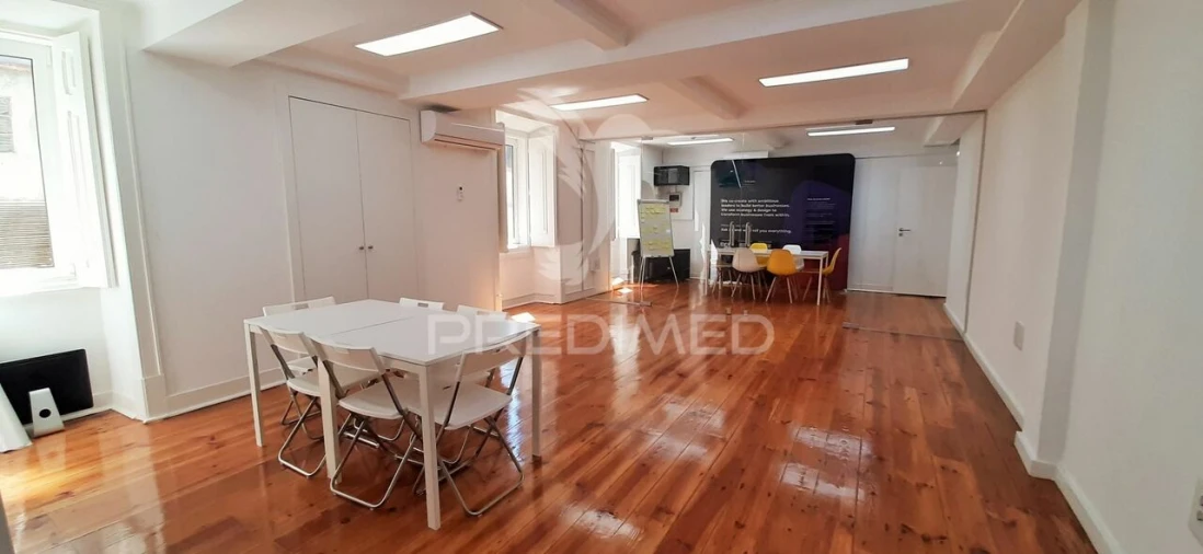 Escritório para Arrendamento em Santa Maria Maior Foto 7