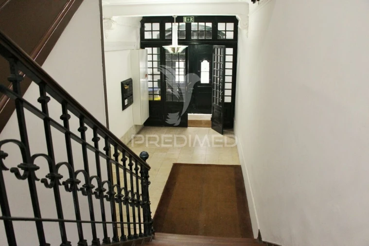 Escritório para Arrendamento em Santa Maria Maior Foto 17