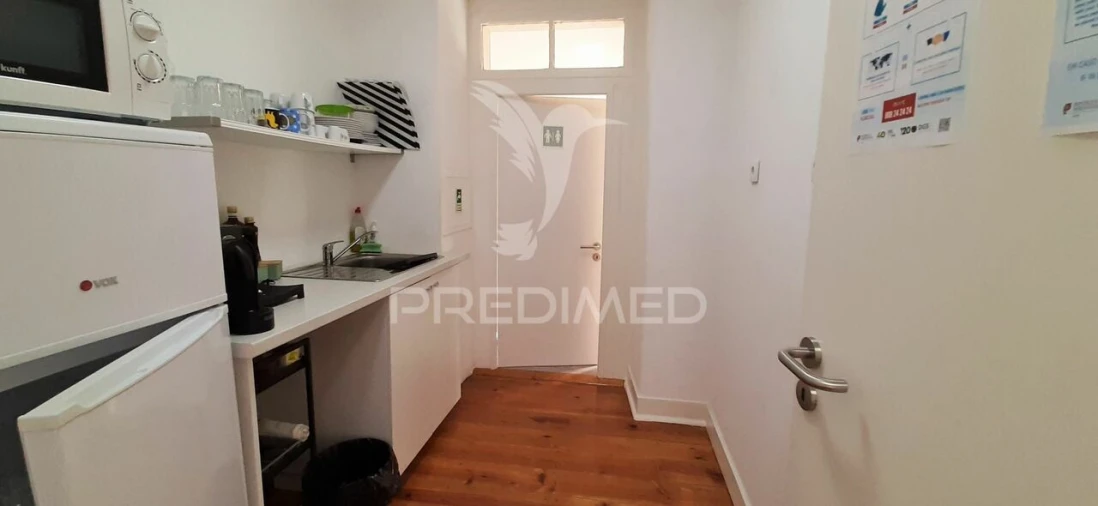 Escritório para Arrendamento em Santa Maria Maior Foto 10