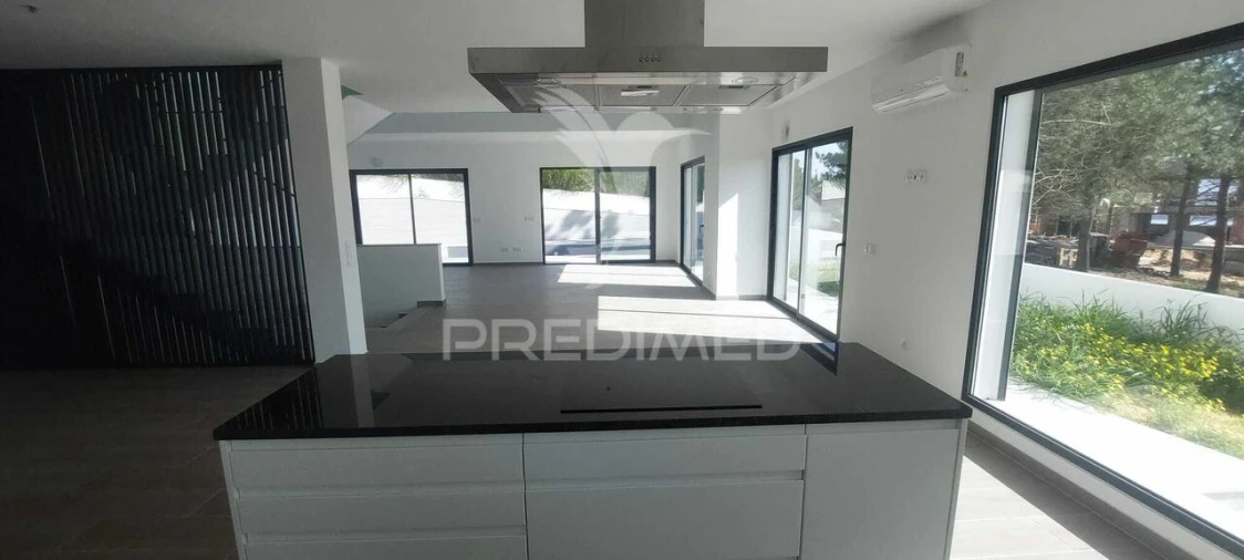 Moradia T4 para Venda em Aljezur Foto 6