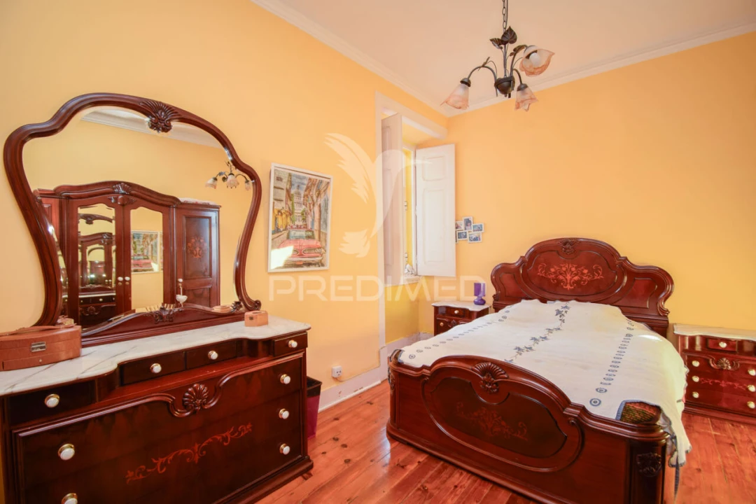 Apartamento T5 para Venda em Avenidas Novas Foto 5