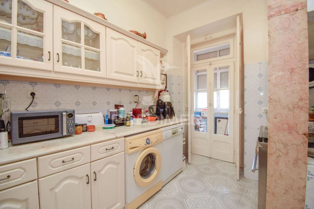 Apartamento T5 para Venda em Avenidas Novas Foto 20