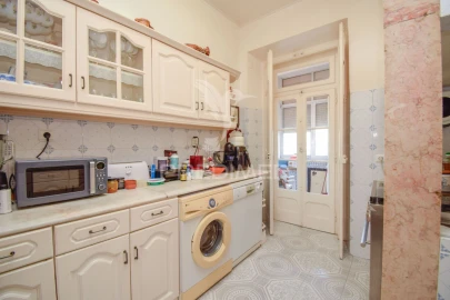 Apartamento T5 para Venda em Avenidas Novas