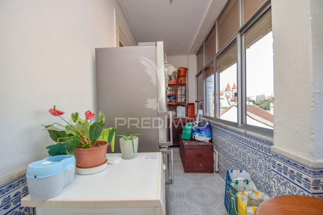 Apartamento T5 para Venda em Avenidas Novas Foto 25