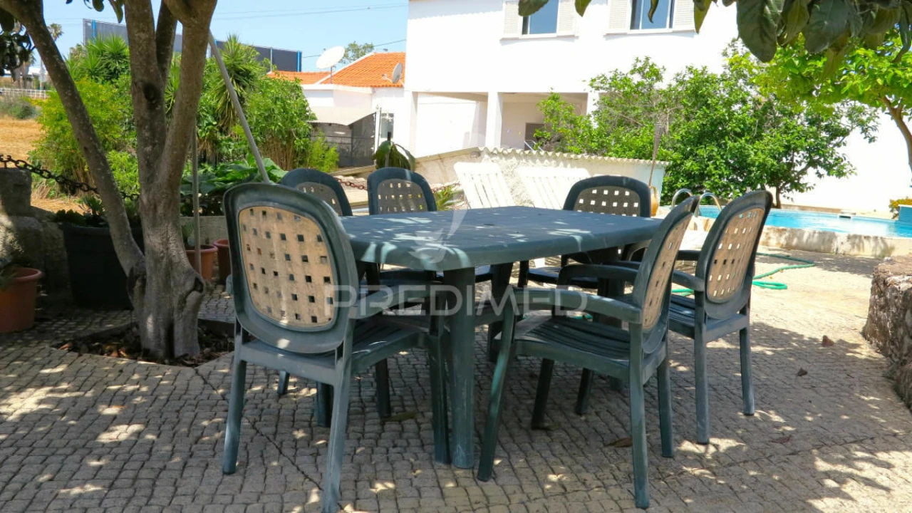 Moradia T6 para Venda em Mexilhoeira Grande Foto 19