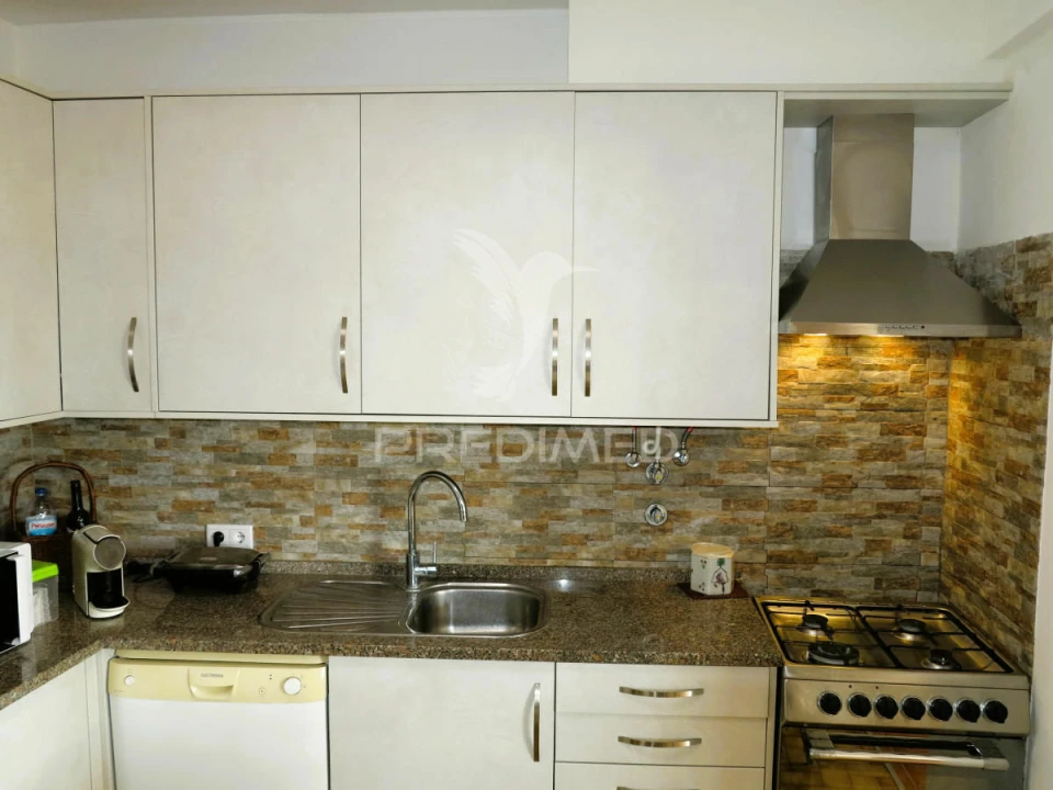 Moradia T6 para Venda em Mexilhoeira Grande Foto 12