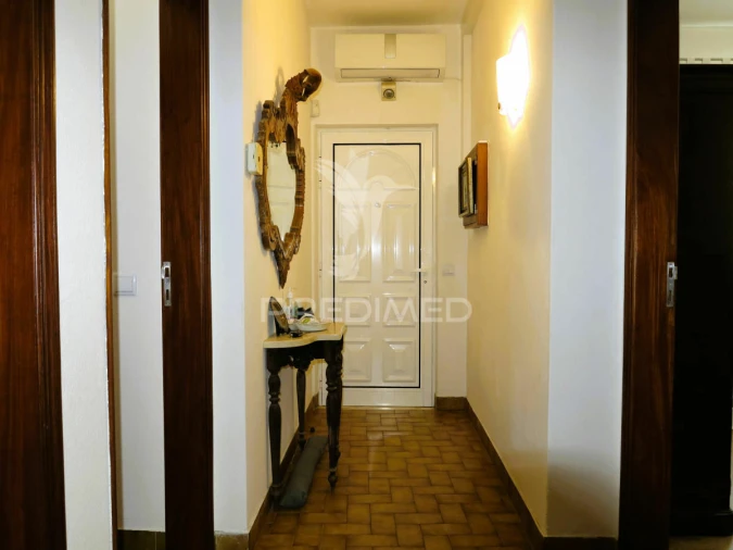 Moradia T6 para Venda em Mexilhoeira Grande Foto 10