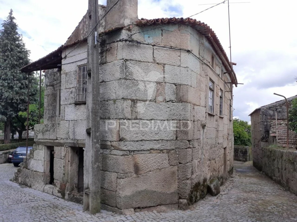 Moradia T4 para Venda em Cativelos Foto 14