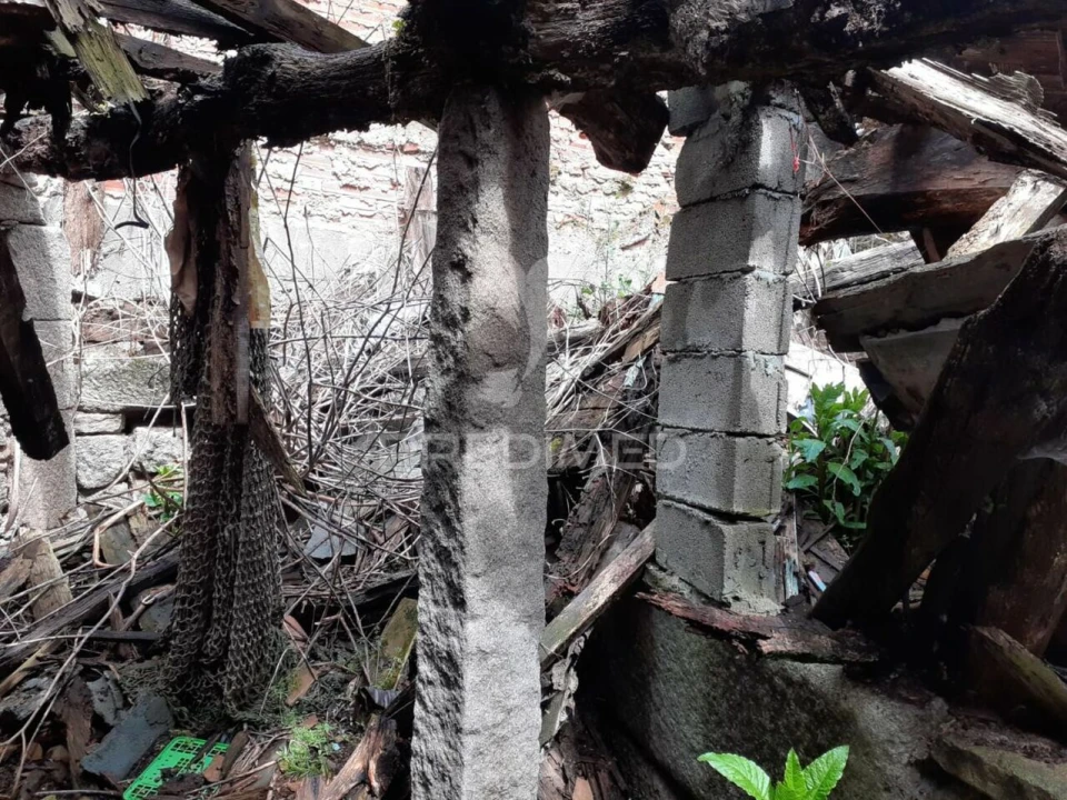 Moradia T4 para Venda em Cativelos Foto 13