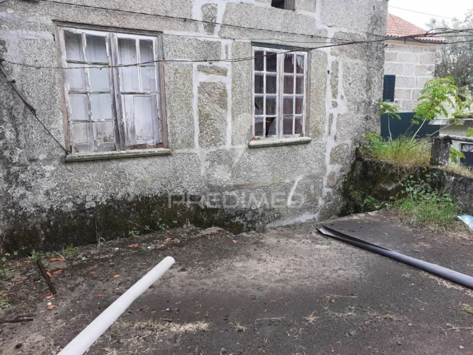 Moradia T4 para Venda em Cativelos Foto 4