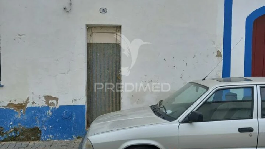 Moradia T1 para Venda em Cuba