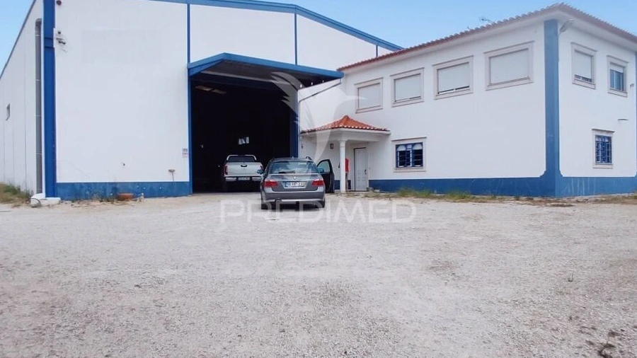Armazém para Venda em Nossa Senhora das Misericordias