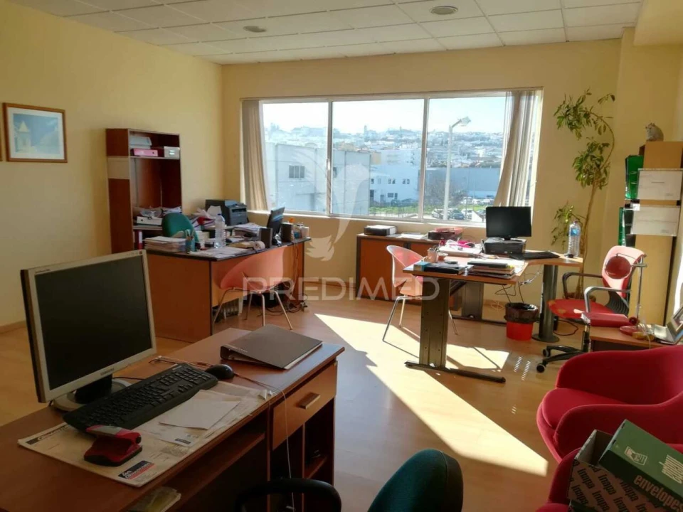 Armazém para Venda em Beja (Salvador e Santa Maria da Feira) Foto 2