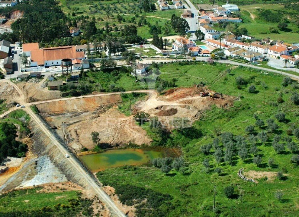 Moradia T4 para Venda em Azinheira dos Barros e São Mamede do Sádão Foto 31