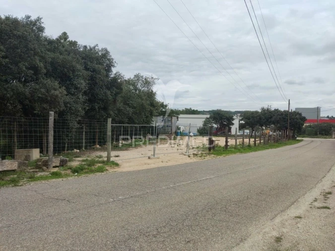 Terreno para Venda em Nossa Senhora das Misericordias Foto 2