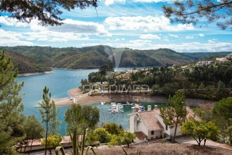 Terreno para Venda em São João Baptista e Santa Maria dos Olivais Foto 9