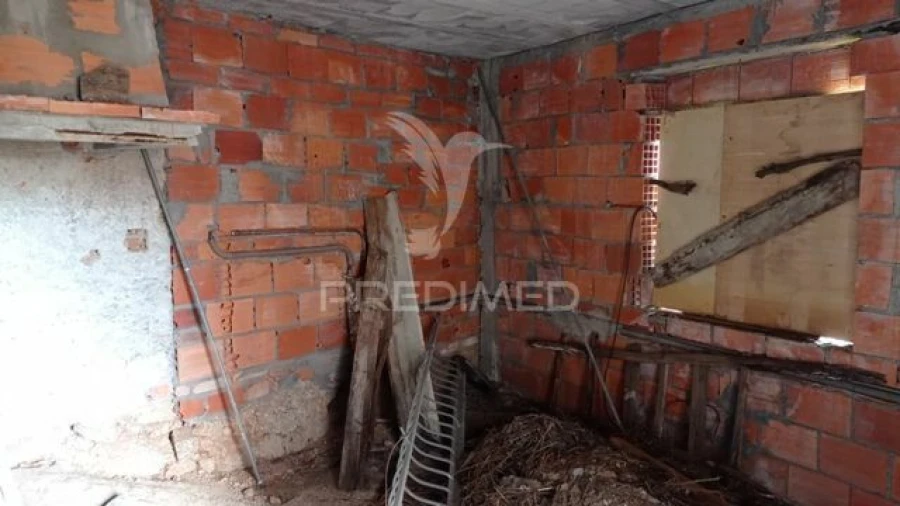 Moradia T4 para Venda em Monte da Pedra Foto 7