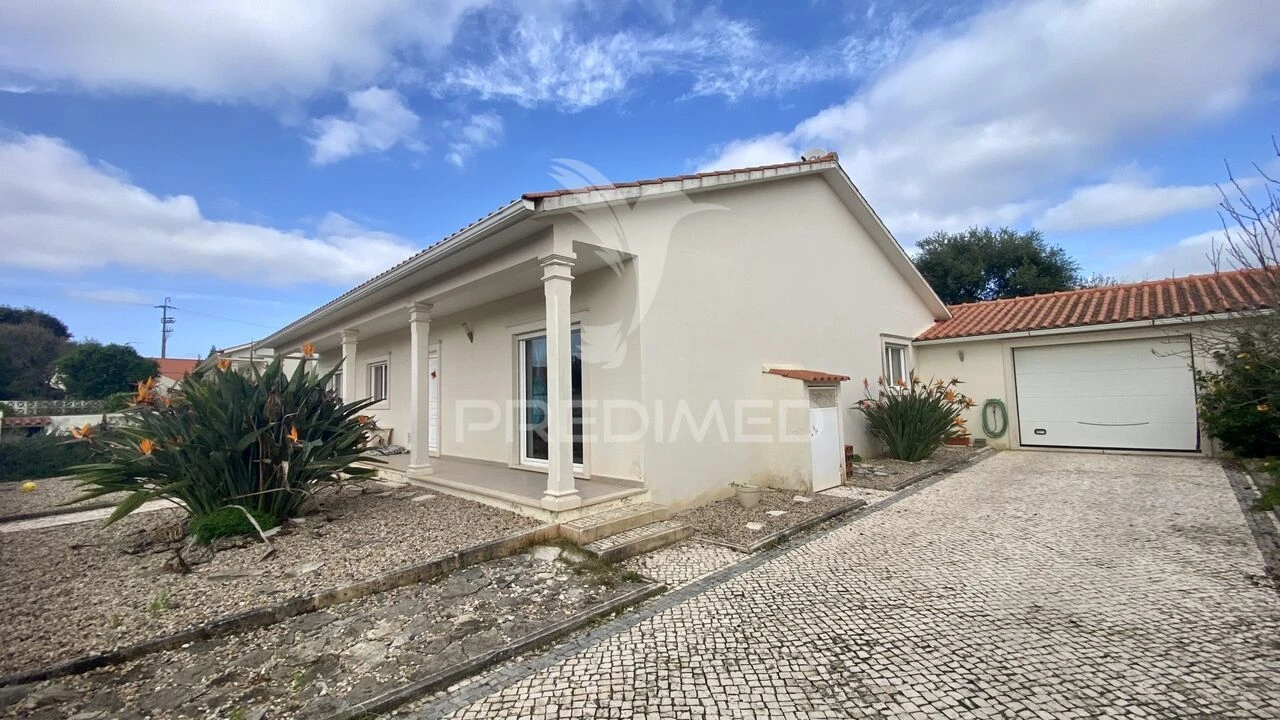 Moradia T3 para Venda em Aljubarrota Foto 8