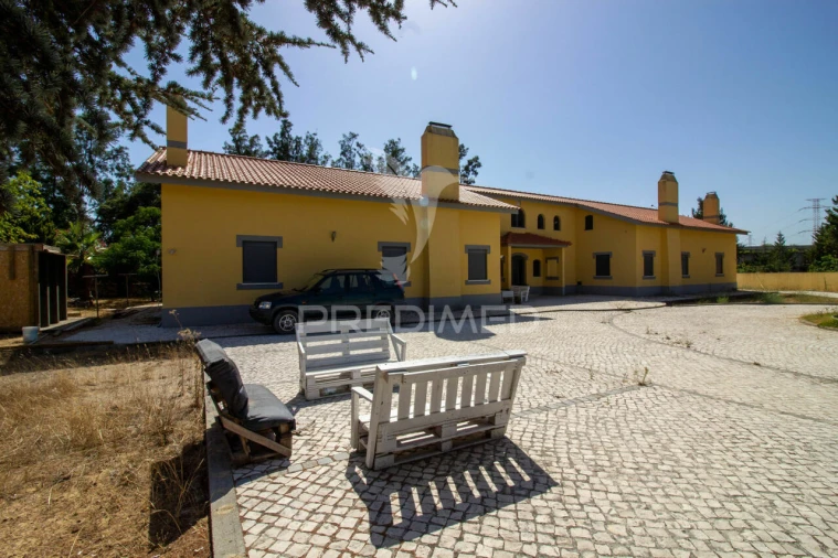 Moradia T6 para Venda em Palmela Foto 2