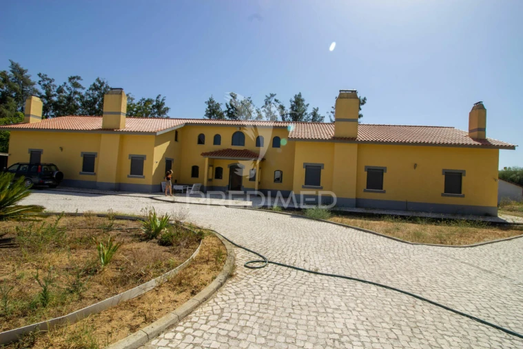 Moradia T6 para Venda em Palmela Foto 3