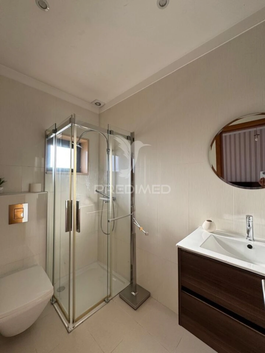 Moradia T4 para Venda em Santo Emilião Foto 28