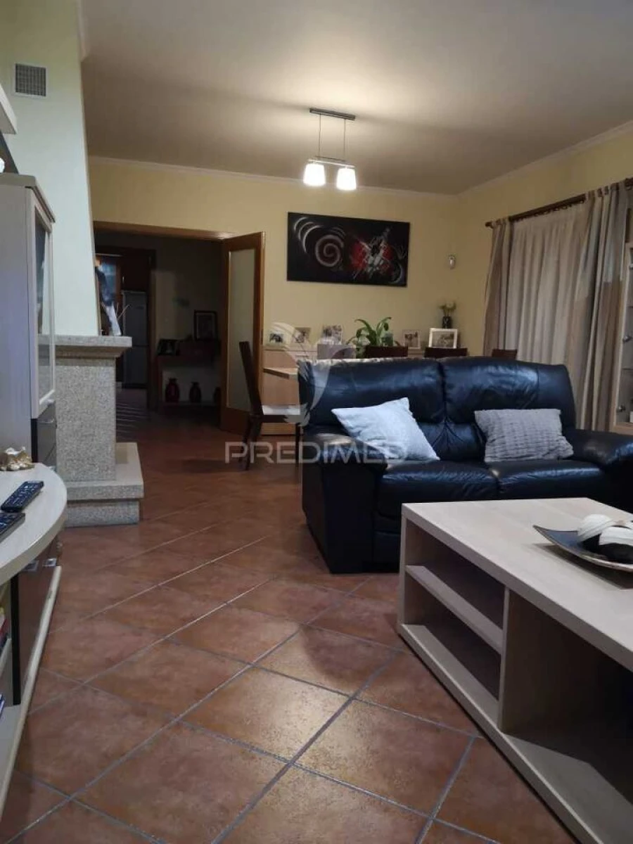 Moradia T3 para Venda em São Cipriano Foto 27