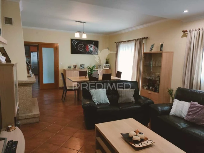 Moradia T3 para Venda em São Cipriano Foto 12